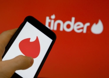 Роскомнадзор обязал Tinder делиться данными пользователей с русскими спецслужбами