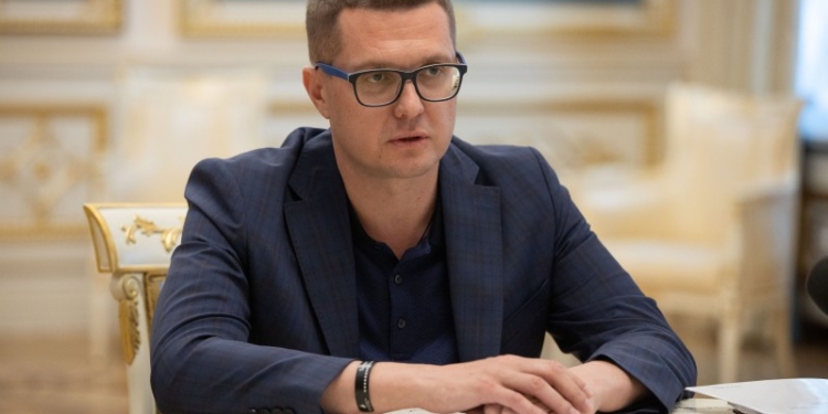 “Я хочу, чтобы не только я уважал тебя как друга. Нам нужны реальные уголовные дела”. Зеленский и Баканов поговорили о контрабанде