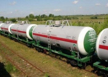 Россия резко снизила поставки дизтоплива и сжиженного газа в Украину