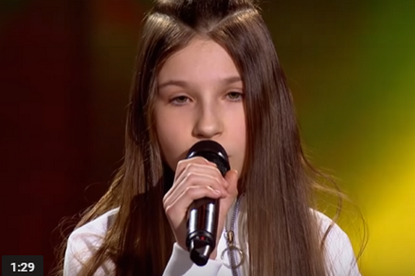 10-летняя певица из Николаева успешно прошла слепые прослушивания конкурса "Голос.Діти" (ВИДЕО) 1