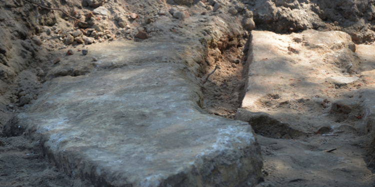 Во Львове нашли остатки церкви 16 века (ФОТО)