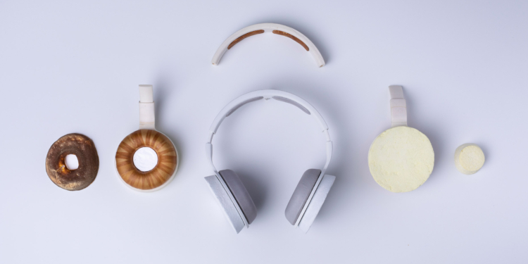 Грибы, дрожжи, протеин и никакой синтетики. Финны создали наушники из биоматериалов (ФОТО)
