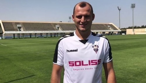 Фанаты «Альбасете» умоляли Зозулю остаться в команде (ВИДЕО)