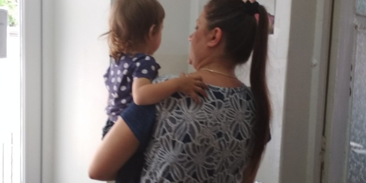 В Николаеве у родителей-алкоголиков отобрали ребенка (ФОТО)