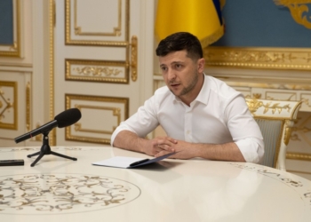 “Я хочу, чтобы не только я уважал тебя как друга. Нам нужны реальные уголовные дела”. Зеленский и Баканов поговорили о контрабанде