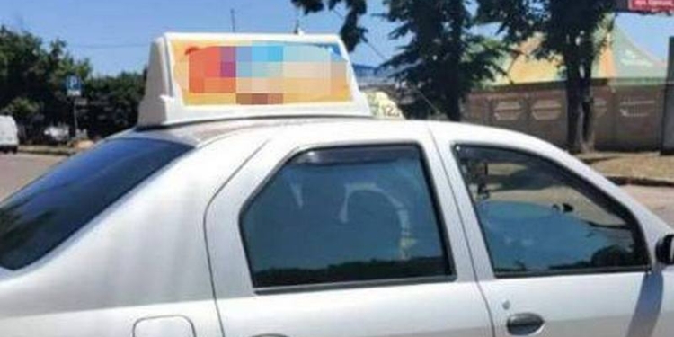 Нарушаем, гражданин? В Первомайске водитель одного из такси разместил рекламу кандидата прямо на «шашечках» (ФОТО)