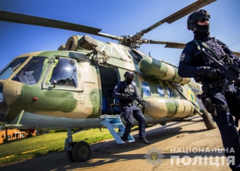 В Нацполиции впервые на дежурство заступили группы сводных отрядов авиаподдержки – они будут реагировать на нарушения в день голосования (ФОТО, ВИДЕО)