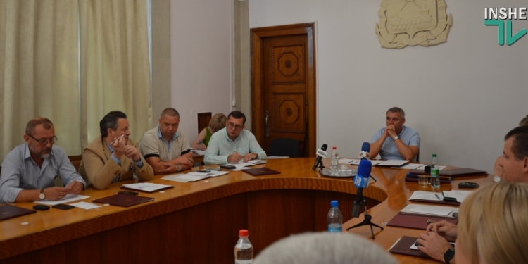 Исполком Николаевского горсовета не дал согласия на списание многоквартирных домов с балансов коммунальных и частных ЖЭКов (ВИДЕО)