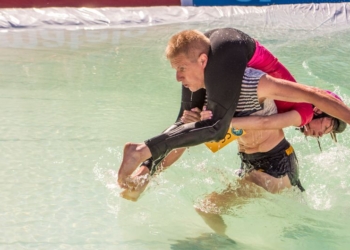 В Финляндии стартует чемпионат мира по ношению жен