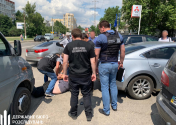 За взятку $1 тыс. задержан замначальника Березанской полиции (ФОТО)