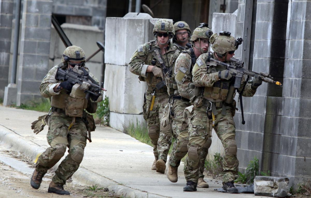 New York Times: Зеленые береты США тренируются воевать с «зелеными человечками» России