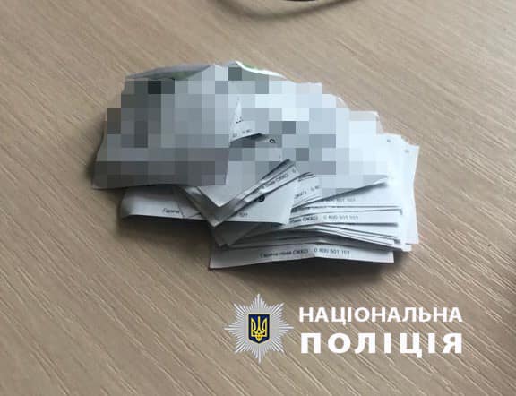 Не борзыми щенками, а талонами на тонну бензина: на Николаевщине задержали чиновницу-взяточницу и ее подельника (ФОТО) 5