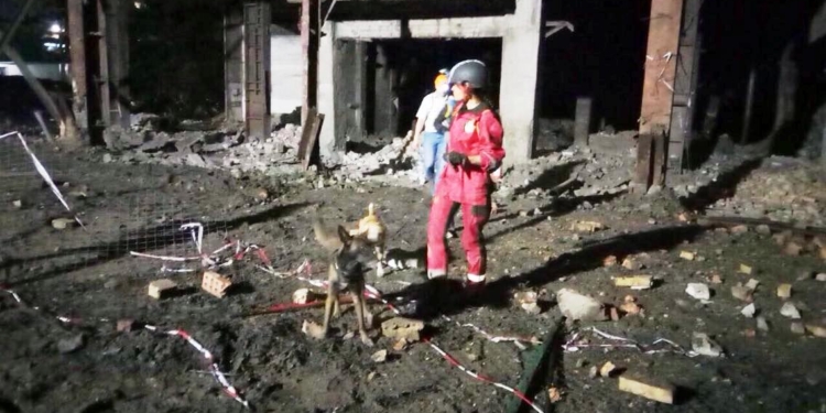 На Днепропетровщине во время демонтажа здания произошло обрушение, есть погибший (ФОТО)