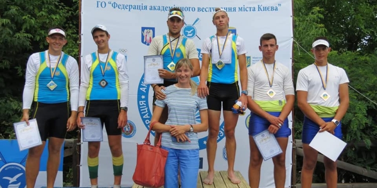 Юные гребцы-академисты из Николаева вернулись с чемпионата Украины с наградами высшей пробы (ФОТО)