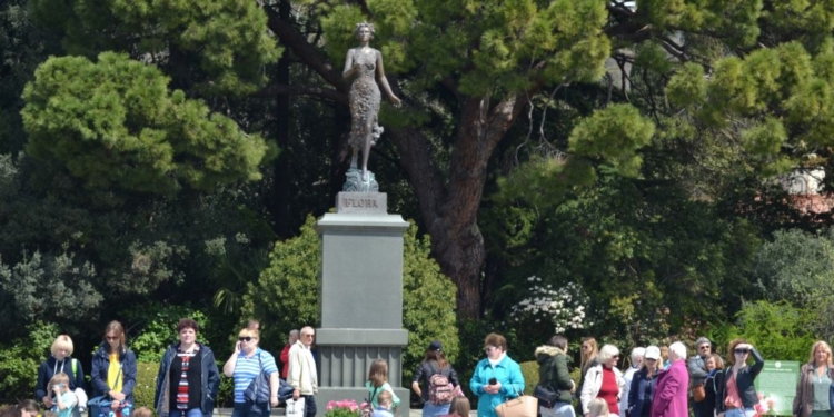 В аннексированном Крыму статую богини Флоры заменят на Ленина