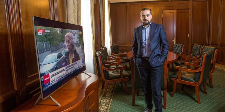 У Зеленского говорят, что диктатуры в Раде не будет, но есть условия