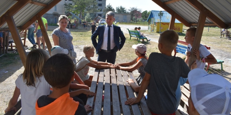 «Діти почуваються добре і знаходяться під постійним медичним наглядом», – Олександр Трайтлі про ситуацію в дитячому закладі відпочинку в селі Коблеве (ФОТО)