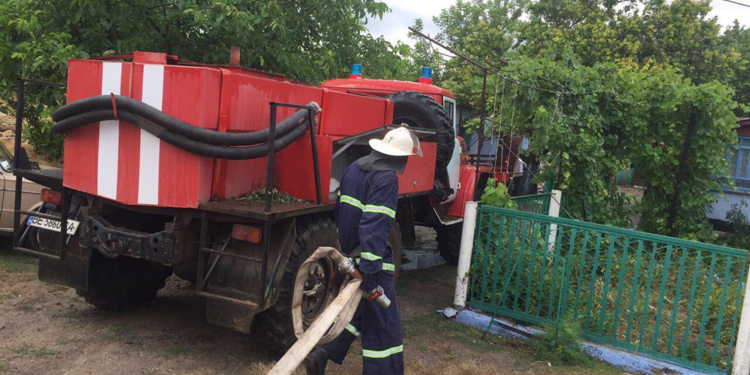 В Николаевской области молния ударила в гараж (ФОТО)