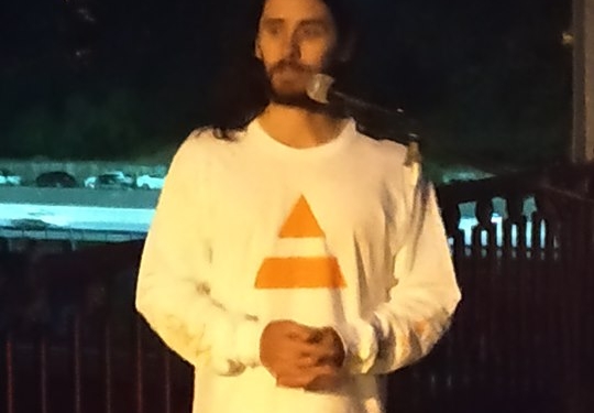 Джаред Лето устроил мини-концерт на Пешеходном мосту в Киеве (ВИДЕО)