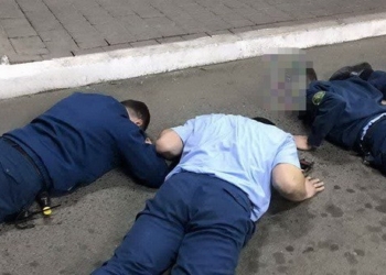На Николаевщине на взятке в $400 попались начальник таможенного поста и его заместитель (ФОТО)