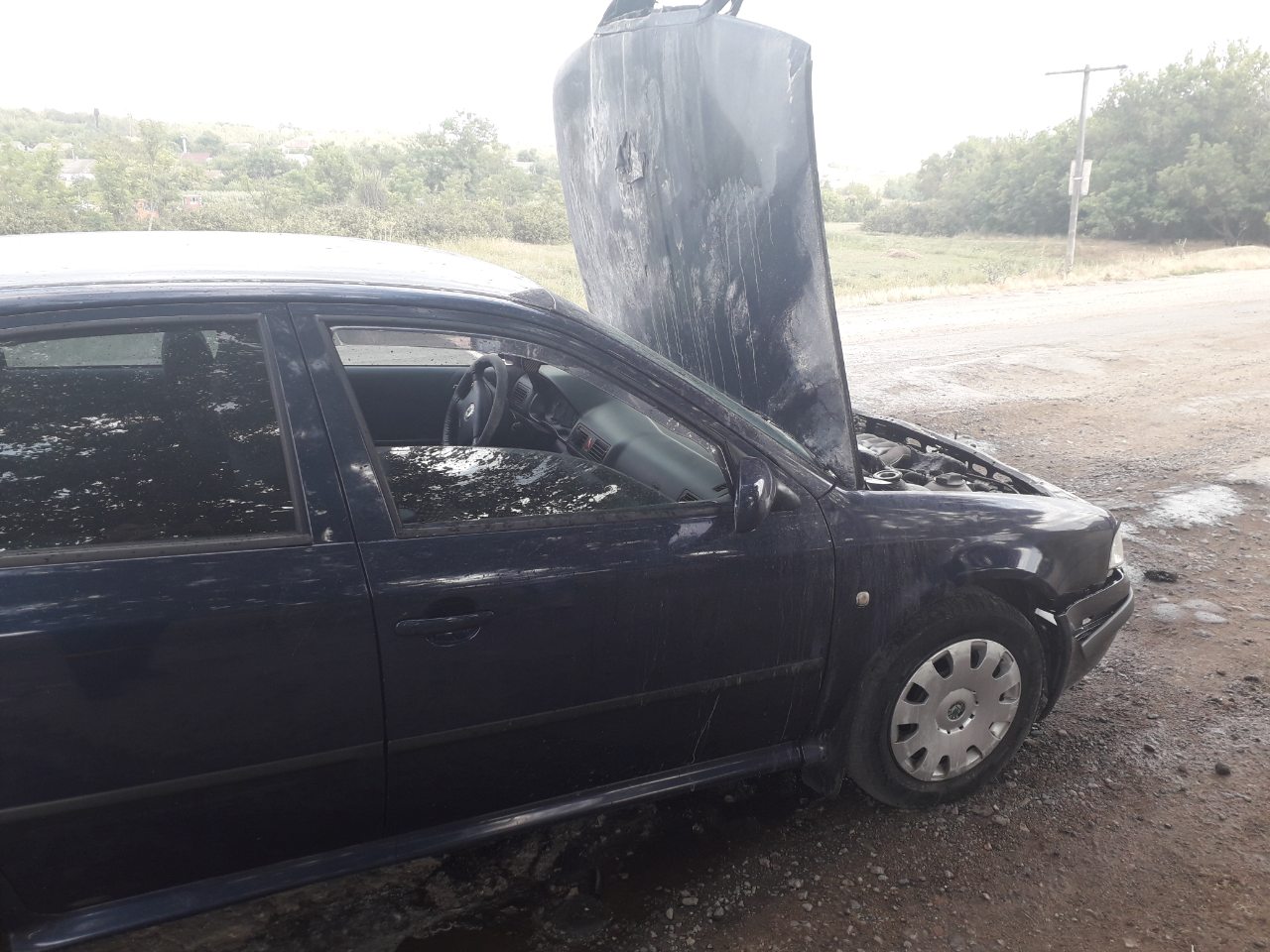 На Николаевщине на ходу загорелся автомобиль Skoda Octavia (ФОТО)