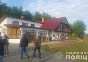 В Украине прошла первая спецоперация против подкупа избирателей. Задержаны учителя, врачи, правоохранители (ФОТО)
