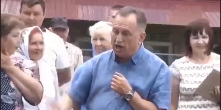 Колесников из «Оппоблока» – избирателю: «Чучело огородное, рожа уже в фотографию не влазит» (ВИДЕО)