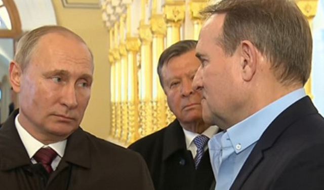 “112 Украина” анонсировал показ фильма о “гражданском конфликте” на Донбассе. Герои ленты – Путин и Медведчук