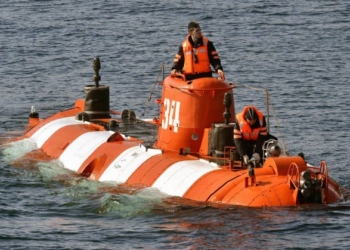 14 российских моряков погибли при пожаре на атомной подводной станции «Лошарик»