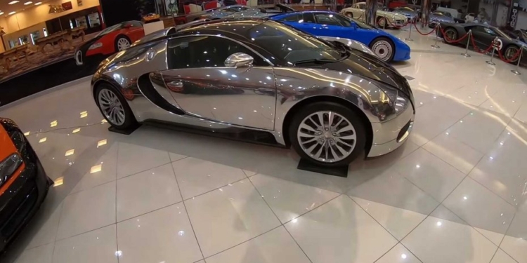 Алло, гараж! Зачем быть шейхом? А вот зачем – журналисты показали шейховский автопарк в Абу-Даби (ФОТО и ВИДЕО)