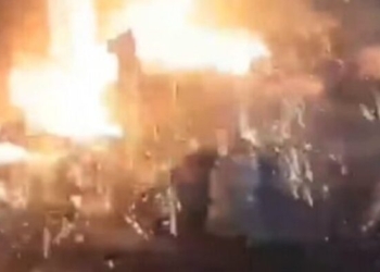 На Азовстали две тысячи тонн чугуна вылились в цех (ВИДЕО)