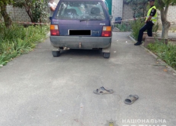 В Николаеве пенсионер, попавший под колеса автомобиля, умер в машине “скорой”