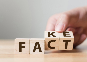 Постправда о постправде: в российском переводе книги Харари главу про Путина и Крым заменили Трампом. С согласия автора