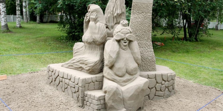 В Финляндии прошел конкурс песчаных скульптур (ФОТО)