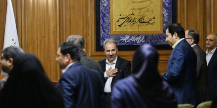 Бывший мэр Тегерана приговорен к смертной казни за убийство второй жены