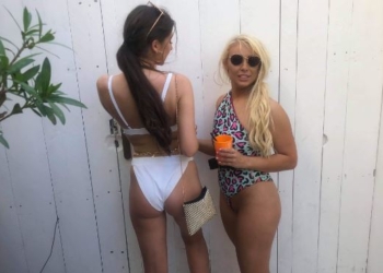 Слава пришла внезапно: только после жалобы в соцсетях на “неправильный купальник” девушка узнала, что перепутала верх и низ обновки