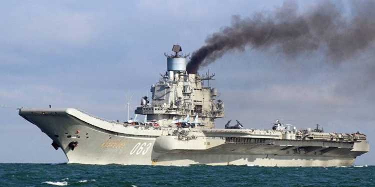 “За техникой на корабле нужно следить”, – строитель авианосцев из Николаева рассказал о том, почему дымил “Кузя” и есть ли будущее у российского авианосца