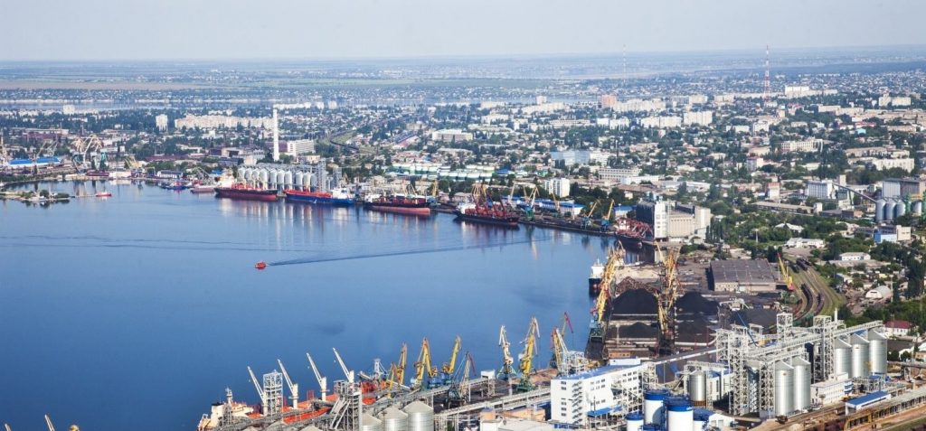Николаевский морской порт – в лидерах по перевалке грузов и обработке судов, а СК «Ольвия» - в приросте по обработке судов 1