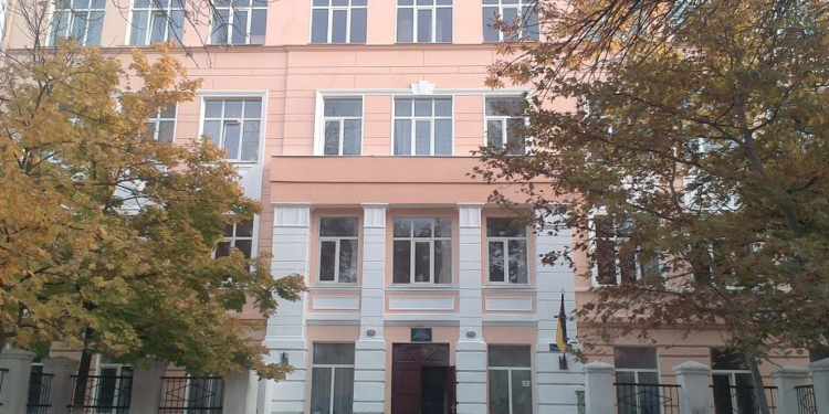 В Николаеве тендер на капремонт 15-ой школы за 86 млн.грн. выиграла фирма, предложившая самую высокую цену