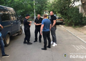 Поджигатели белорусского асфальтового завода задержаны в Одессе. Попытка удрать по простыням через окно не удалась (ФОТО, ВИДЕО)
