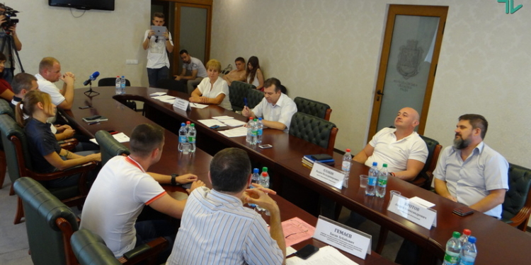 На ремонте автодороги Н-14 «Александровка-Кропивницкий-Николаев» освоено только 16,1% средств из выделенных 500 млн.грн. (ВИДЕО)