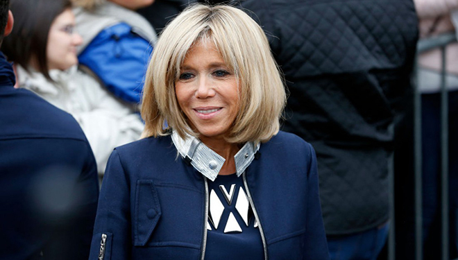 Первая леди Франции будет преподавать литературу в опасном предместье Парижа