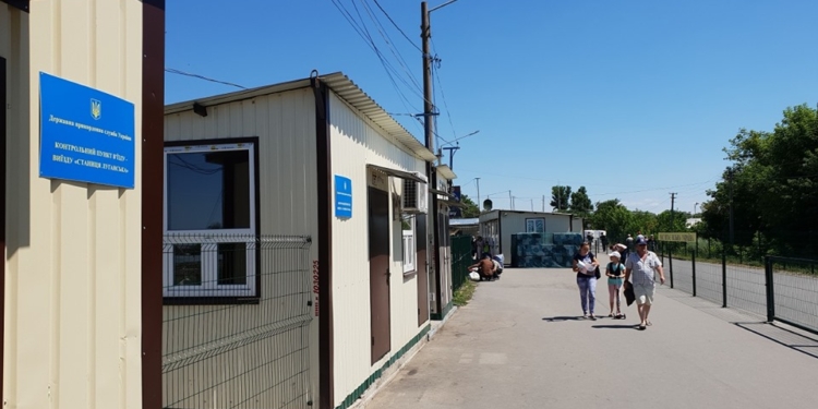 КПВВ «Станица-Луганская» до 10 августа будет работать по сокращенному графику – боевики будут проводить разминирование