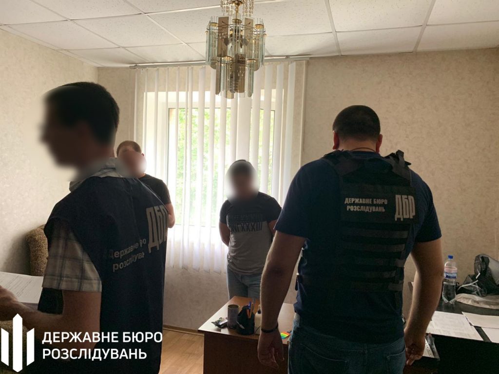 В Николаеве задержали замначальника Ингульского отдела полиции на взятке в 12 тыс.грн. (ФОТО) 1