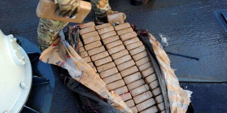 Партию кокаина на $2 млн выбросило на пляж в Новой Зеландии