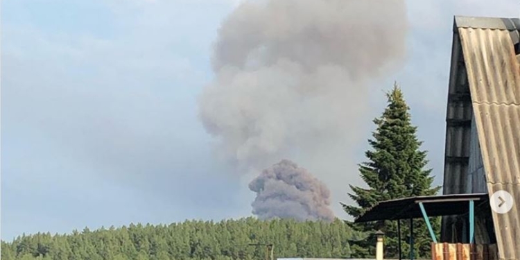 В РФ горят и взрываются военные склады (ВИДЕО)