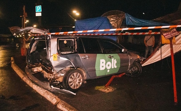 В Киеве нацгвардеец устроил ДТП, пытаясь скрыться от полиции – СМИ (ВИДЕО)