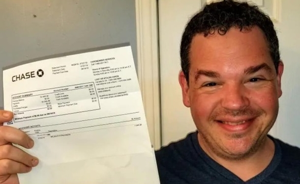 В Канаде банк простил клиентам все долги