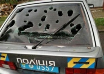 Град в Черновицкой области побил весь автопарк местной полиции (ФОТО, ВИДЕО)