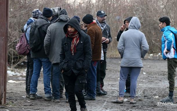 В Хорватии фургон с мигрантами упал в реку, погибла женщина 1